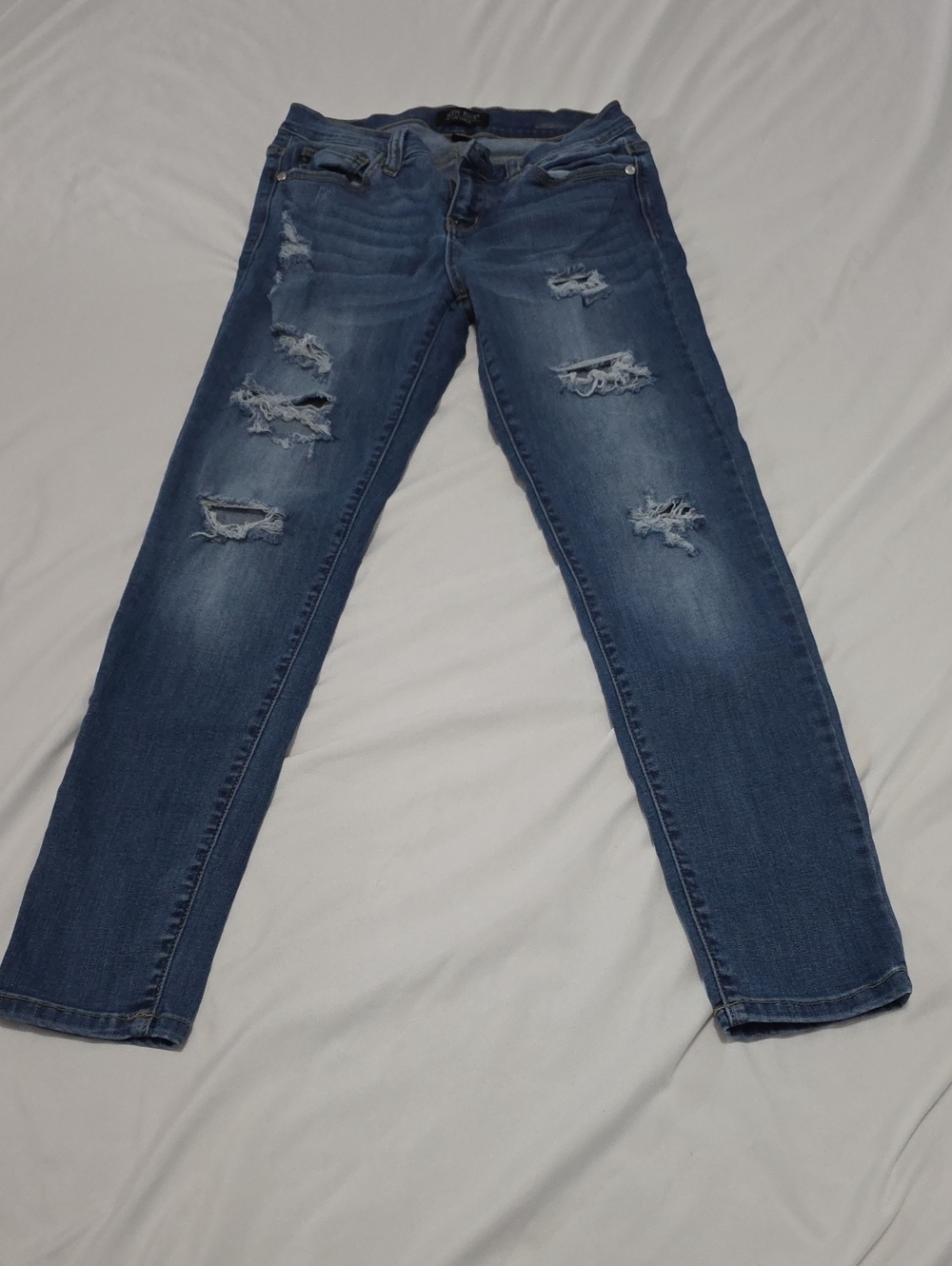 Judy Blue Medium Wash Distressed Jeans